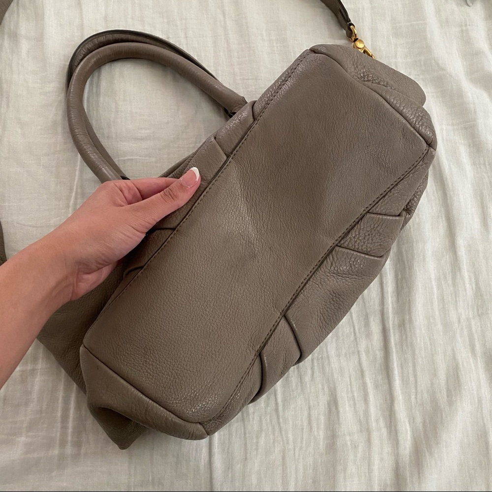 SOLD Marc Jacobs Q Fran Taupe leather tote bag - Picture 9 of 13